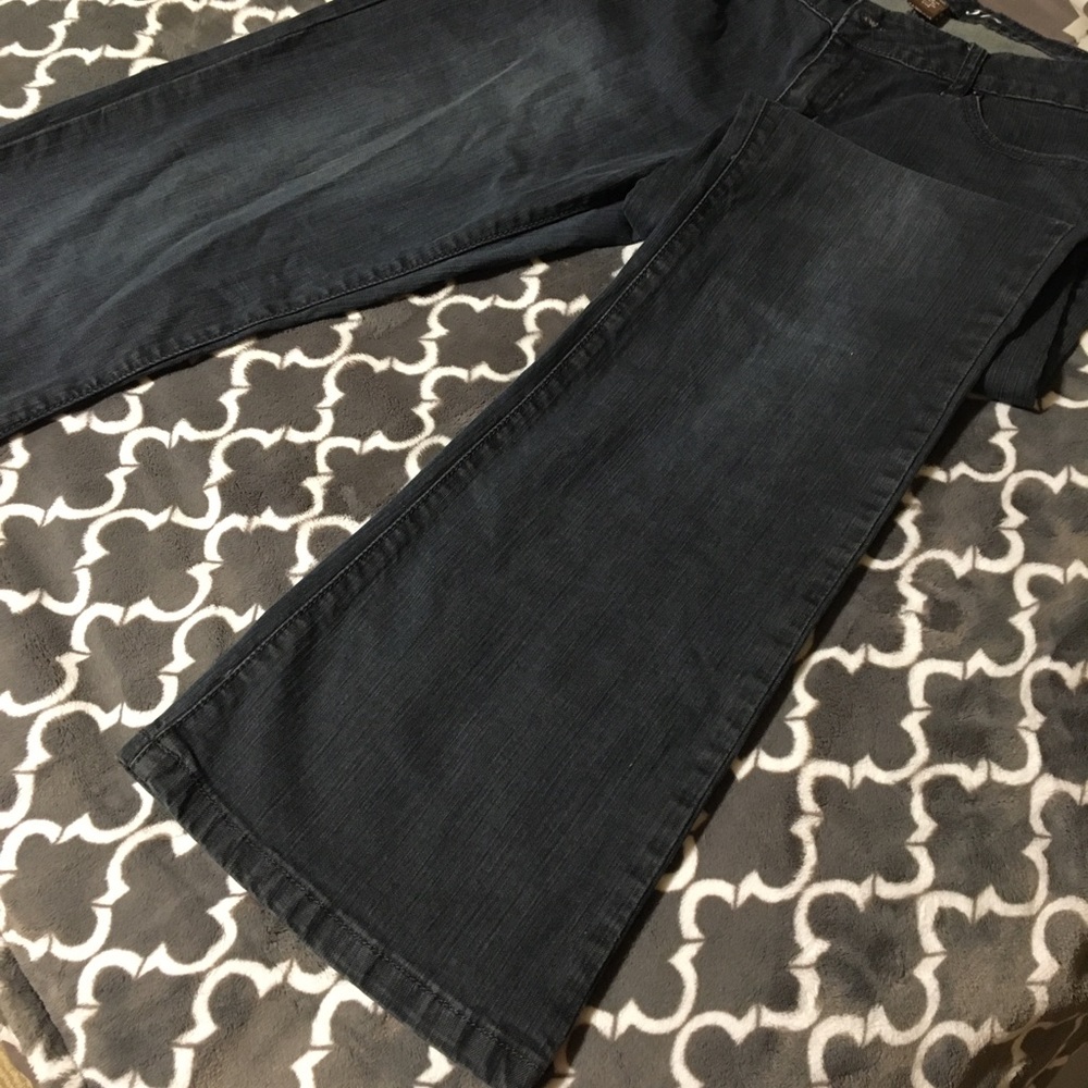 Limited jeans